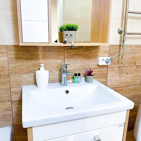 New 1 Bedroom Рядом Ханшатыр Nur-Sultan  Exterior photo